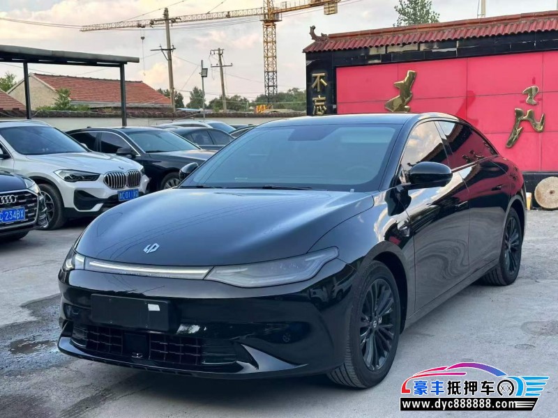 25年零跑c01轿车抵押车出售