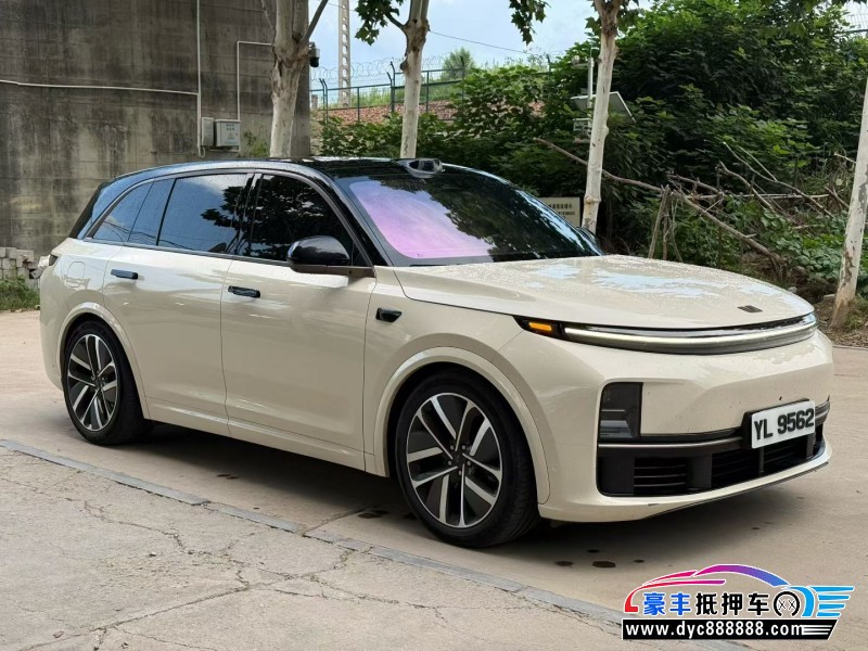 24年理想L7轿车抵押车出售