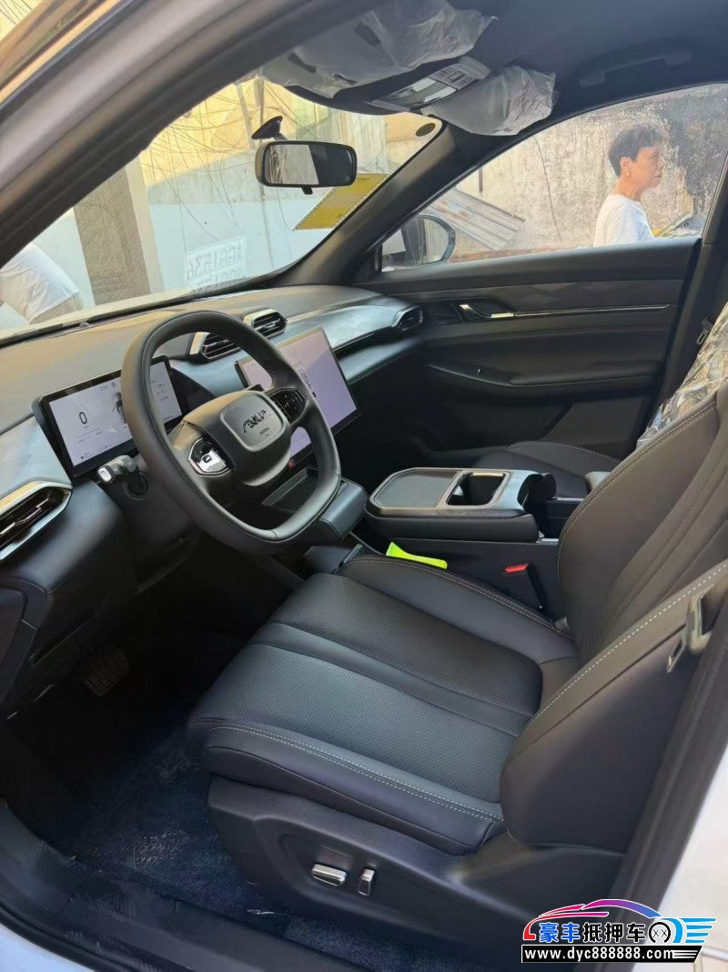 26年东风风神L7轿车抵押车出售