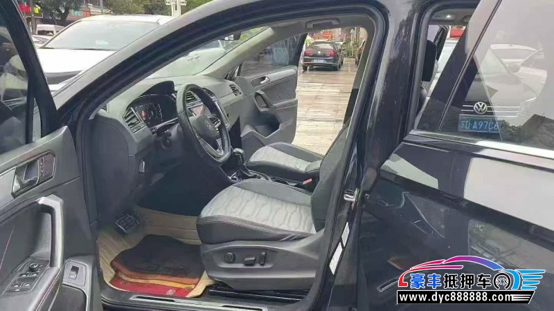 21年大众途观轿车抵押车出售