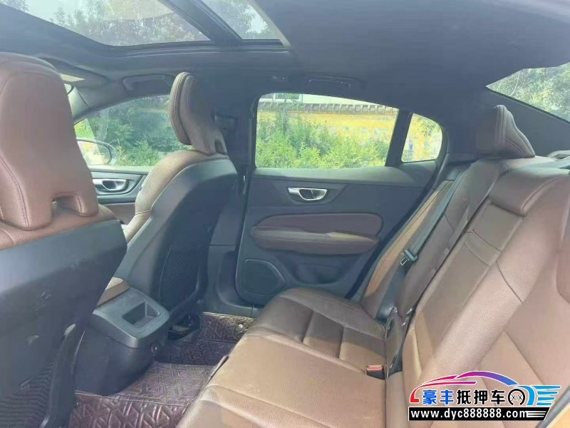 22年沃尔沃S90轿车抵押车出售