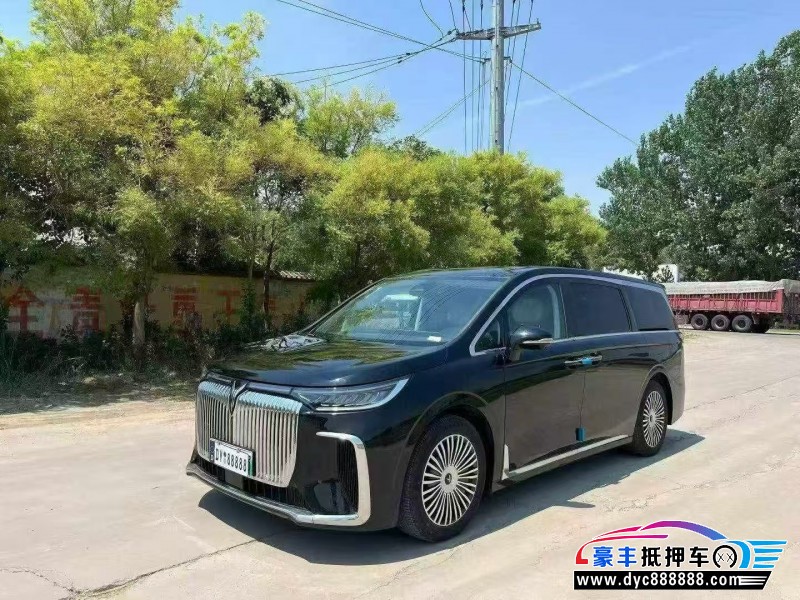 26年岚图梦想家轿车抵押车出售