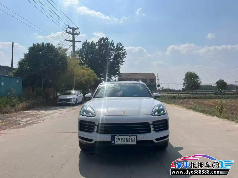 抵押车出售21年保时捷卡宴轿车