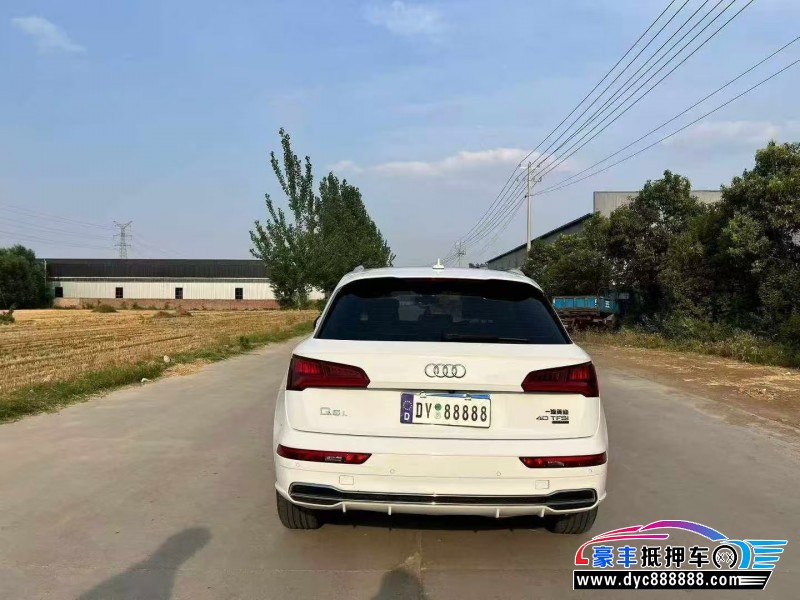 19年奥迪Q5轿车抵押车出售