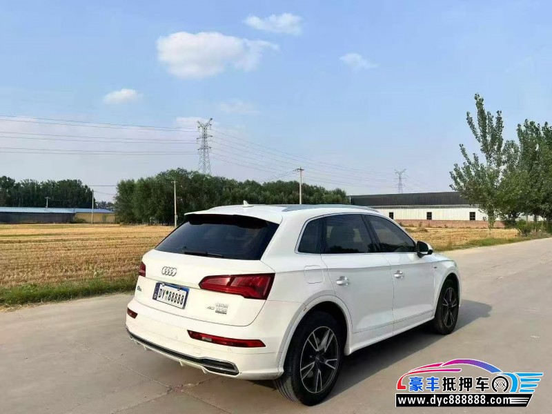 19年奥迪Q5轿车抵押车出售