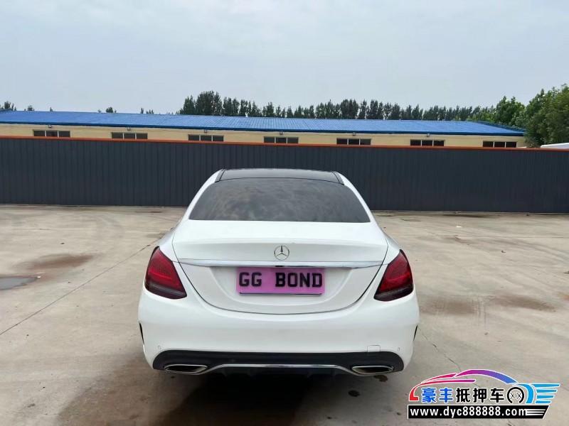 20年奔驰C轿车抵押车出售