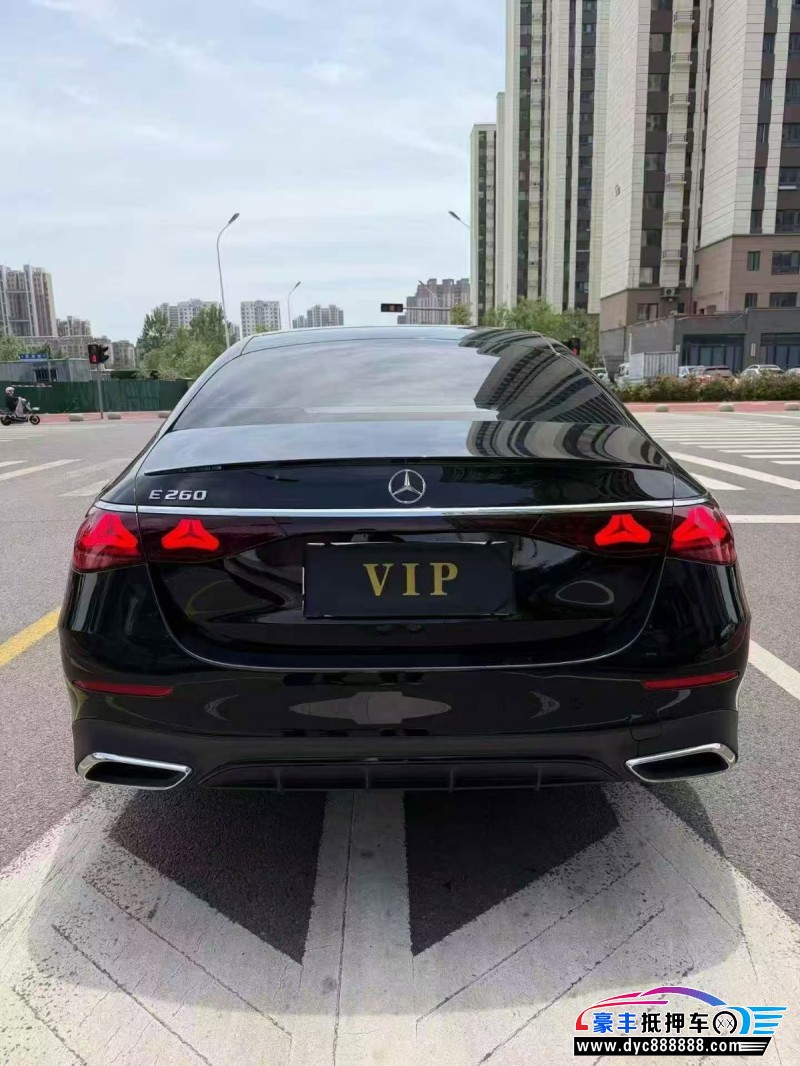 26年奔驰E轿车抵押车出售
