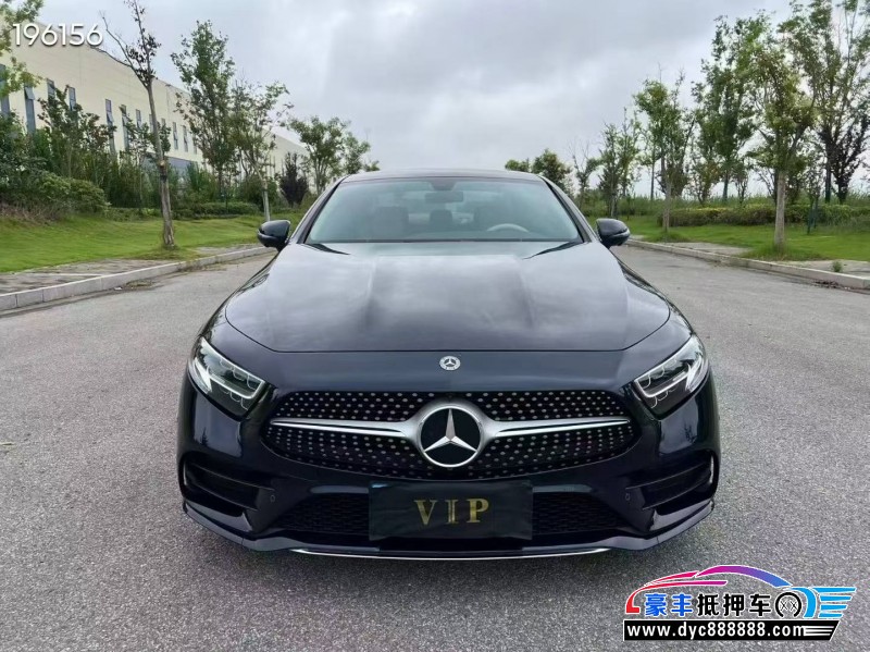 抵押车出售21年奔驰CLS轿车