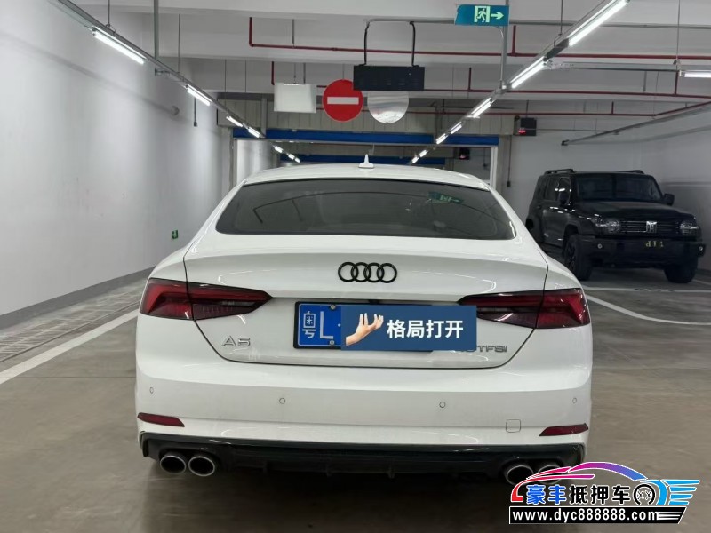 21年奥迪A5轿车抵押车出售