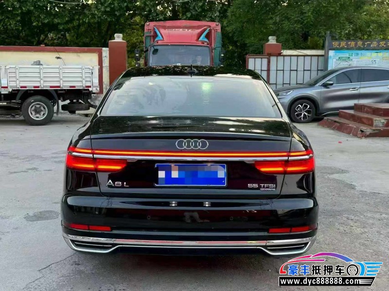 18年奥迪A8L轿车抵押车出售