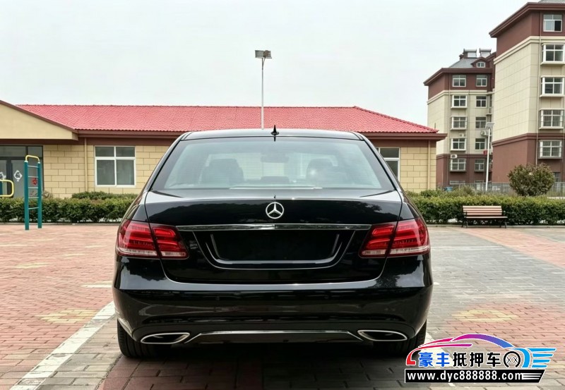 15年奔驰E轿车抵押车出售
