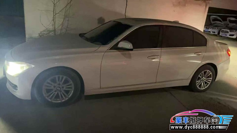 15年宝马3系轿车抵押车出售