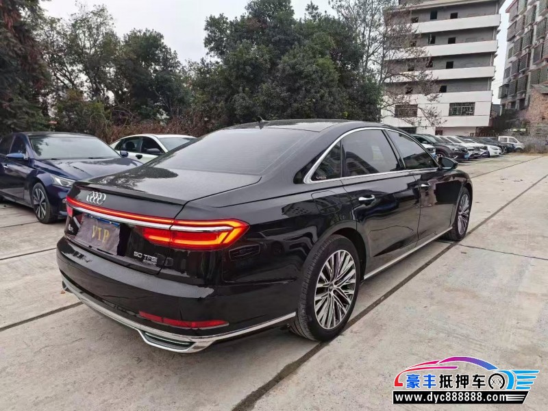 20年奥迪A8L轿车抵押车出售