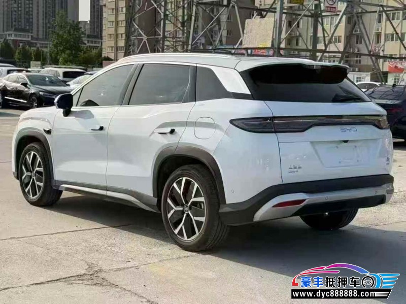 26年比亚迪宋轿车抵押车出售