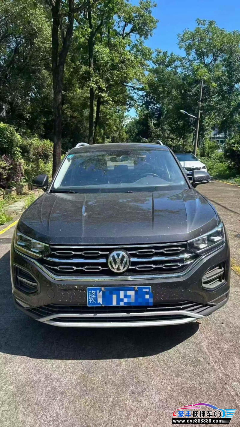 抵押车出售20年大众探岳轿车