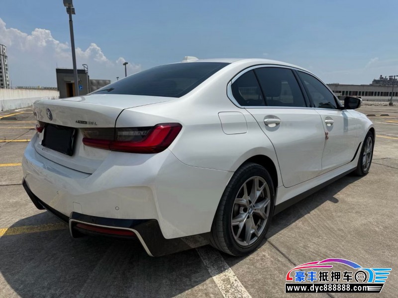 23年宝马i3轿车抵押车出售