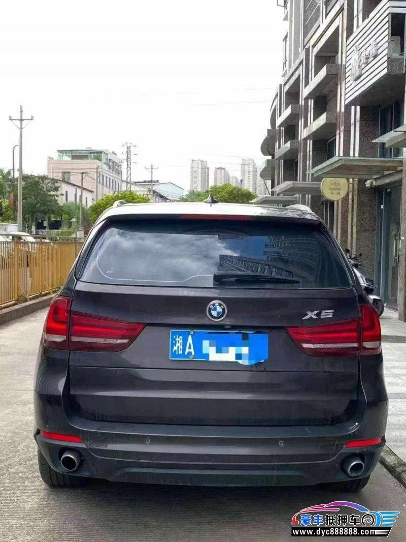 15年宝马X5轿车抵押车出售