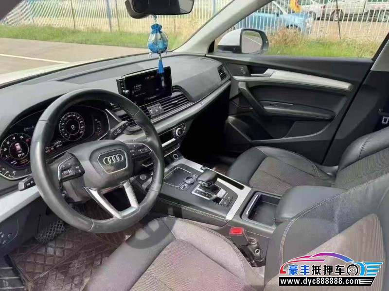 19年奥迪Q5SUV抵押车出售