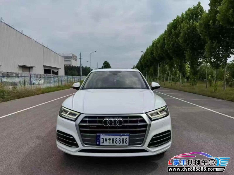 抵押车出售19年奥迪Q5SUV