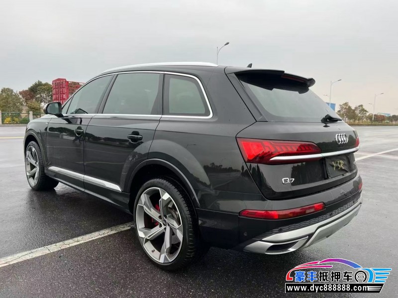 23年奥迪Q7轿车抵押车出售