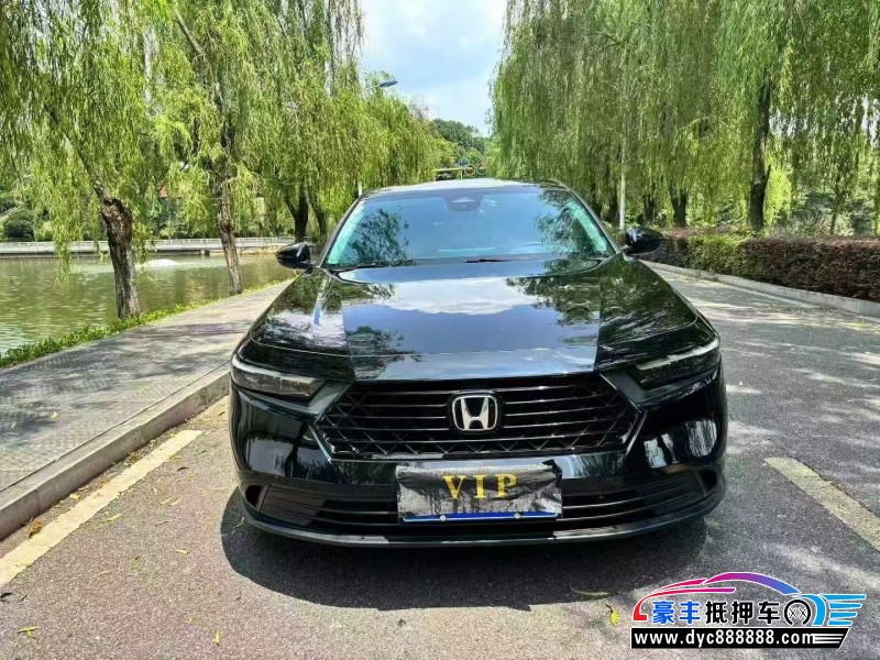 抵押车出售24年本田雅阁轿车