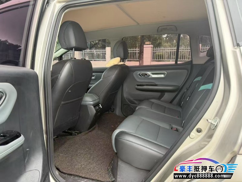 23年埃安Y70轿车抵押车出售