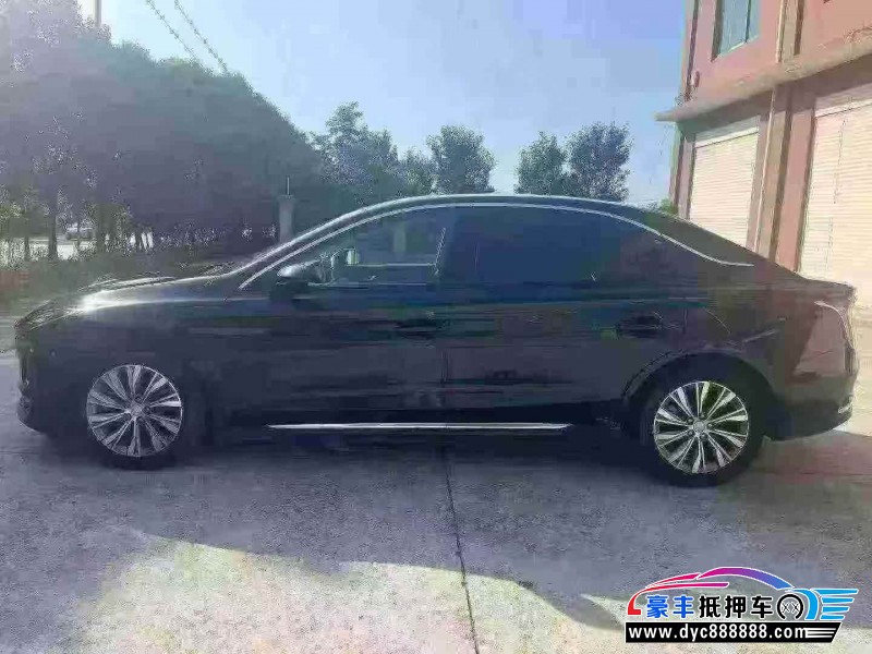 23年红旗EQM5轿车抵押车出售