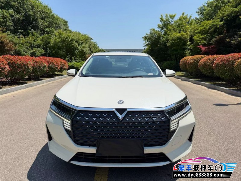 抵押车出售24年启辰D60轿车