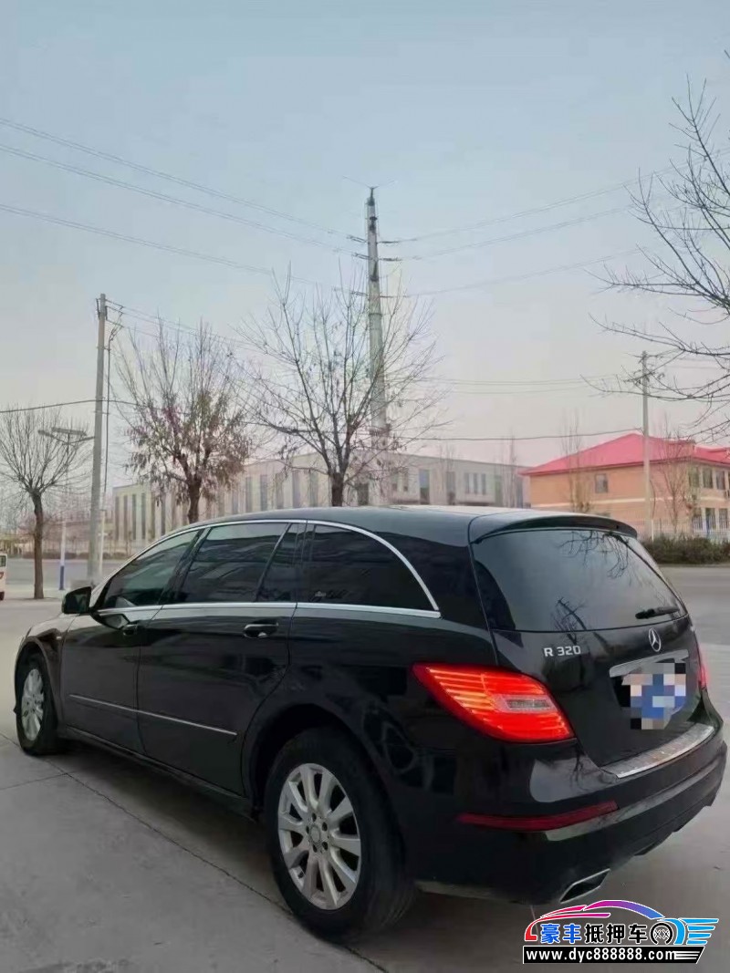 17年奔驰R轿车抵押车出售