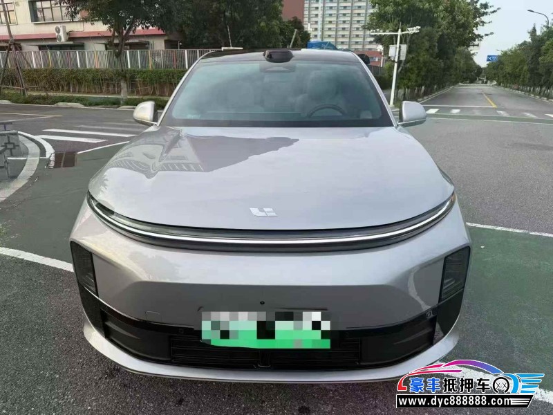 25年理想L6轿车抵押车出售