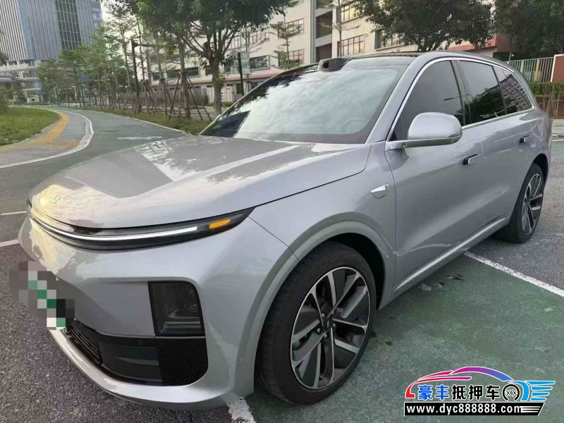 25年理想L6轿车抵押车出售