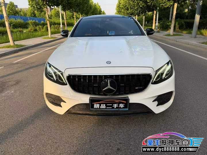 抵押车出售17年奔驰E轿车