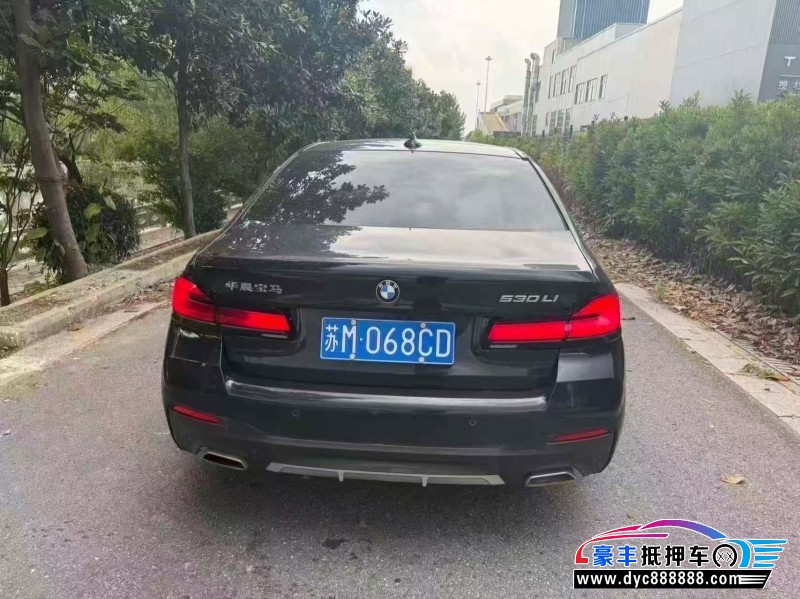 22年宝马5系轿车抵押车出售
