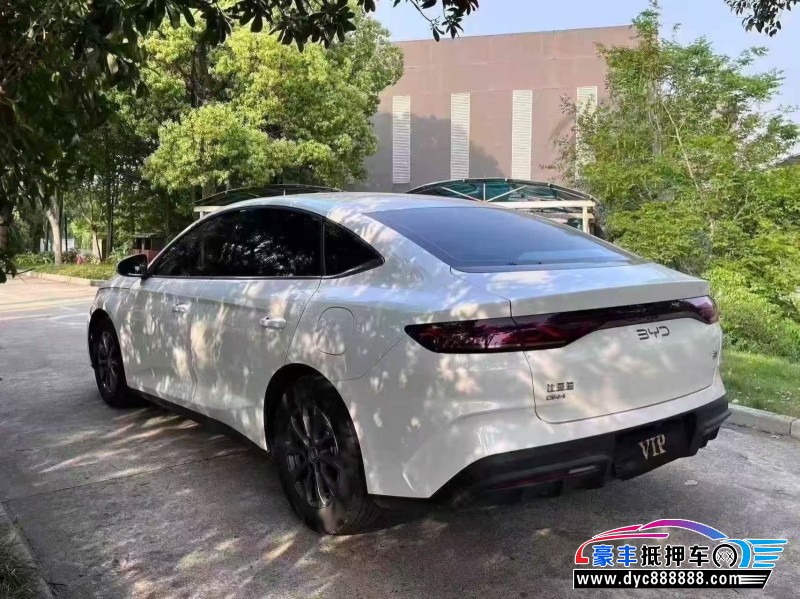 24年比亚迪秦轿车抵押车出售