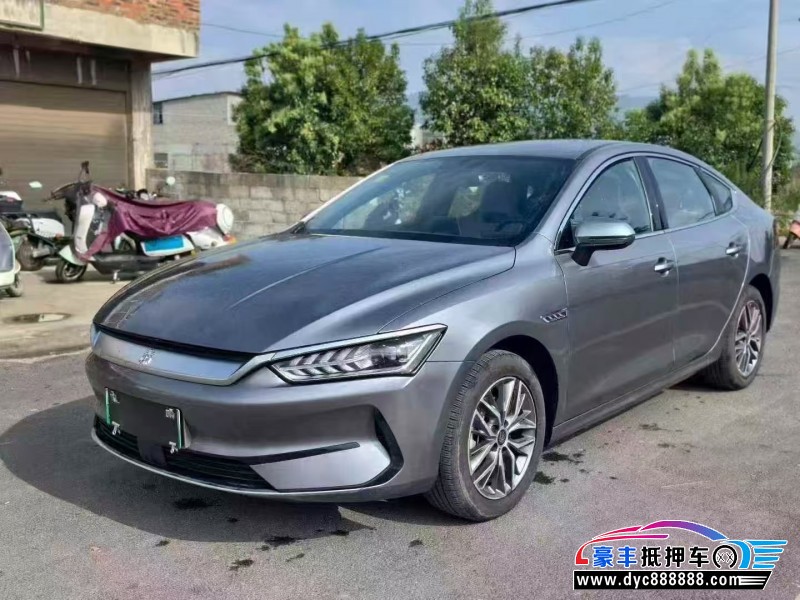 25年比亚迪秦轿车抵押车出售