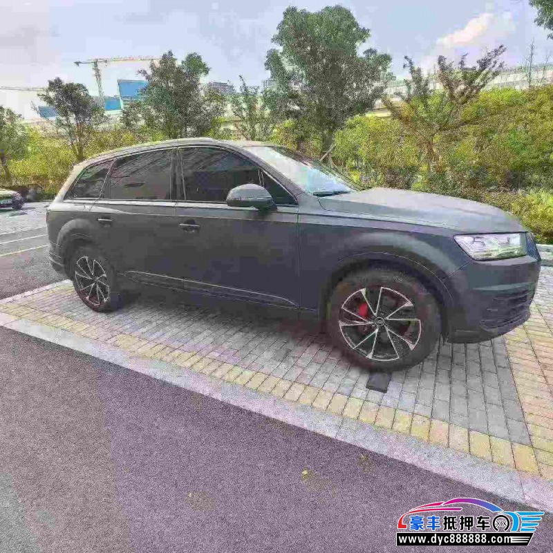 18年奥迪Q7SUV抵押车出售