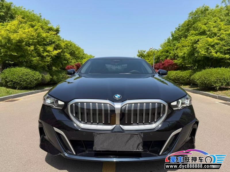 24年宝马5系轿车抵押车出售