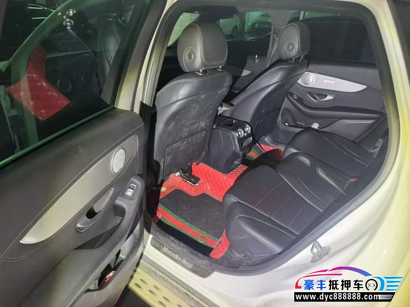 20年奔驰GLC轿车抵押车出售