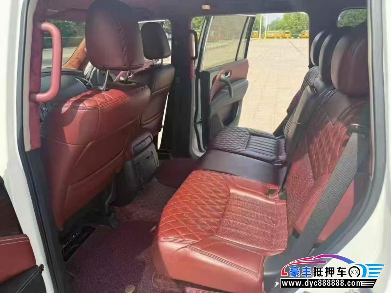 20年日产途乐轿车抵押车出售