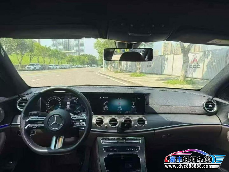 23年奔驰E级轿车抵押车出售