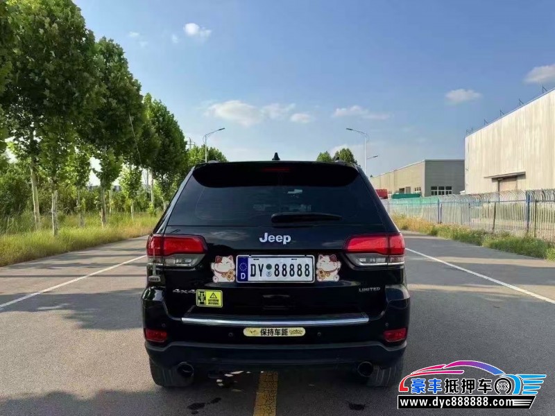21年Jeep大切诺基轿车抵押车出售