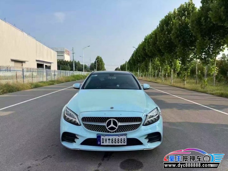 20年奔驰C轿车抵押车出售