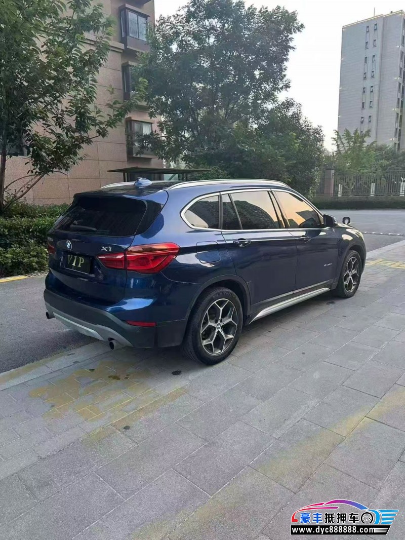 17年宝马X1轿车抵押车出售