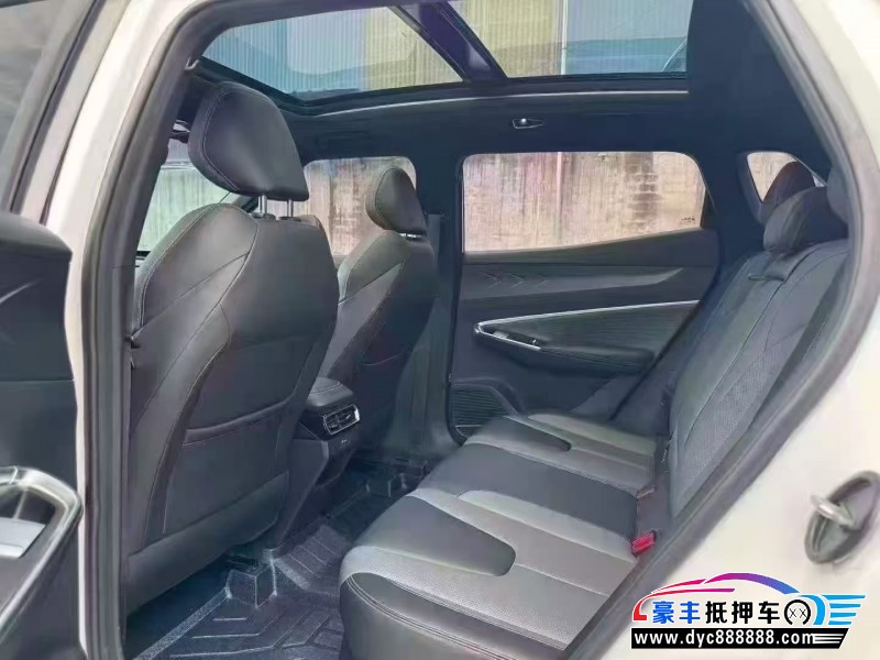23年吉利博越轿车抵押车出售