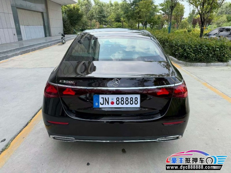 24年奔驰E轿车抵押车出售