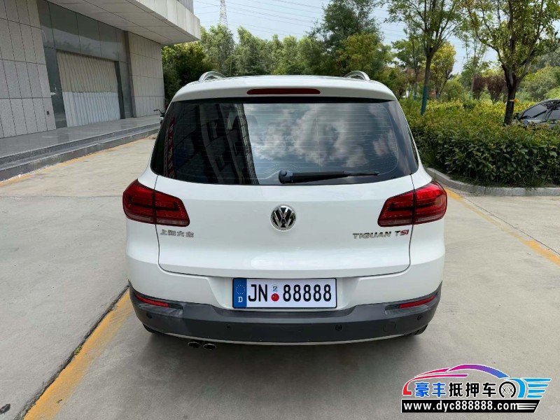 15年大众途观轿车抵押车出售