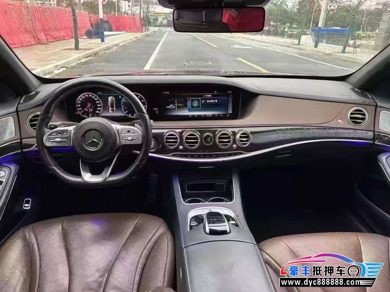 18年奔驰S轿车抵押车出售
