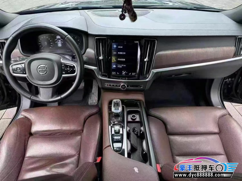 21年沃尔沃S90轿车抵押车出售