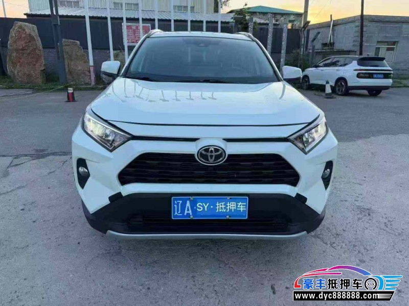 抵押车出售20年丰田RAV4轿车