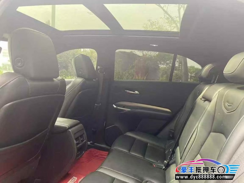 23年凯迪拉克XT4轿车抵押车出售